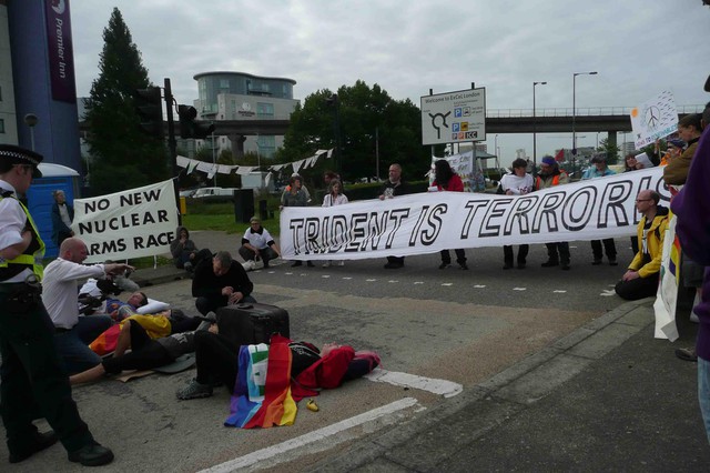 Banners: No new nuclear arms race. Trident is terrorism